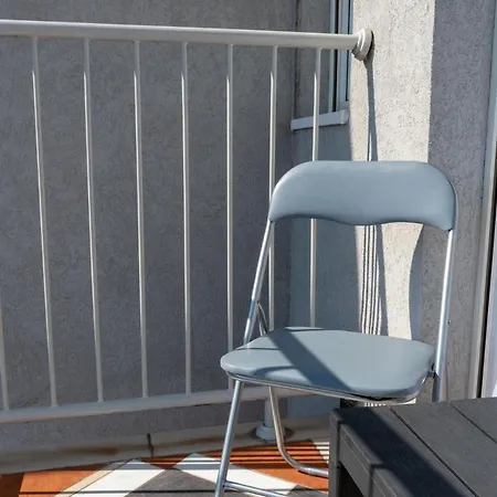 Apartment Stan Na Dan 021 Novi Sad